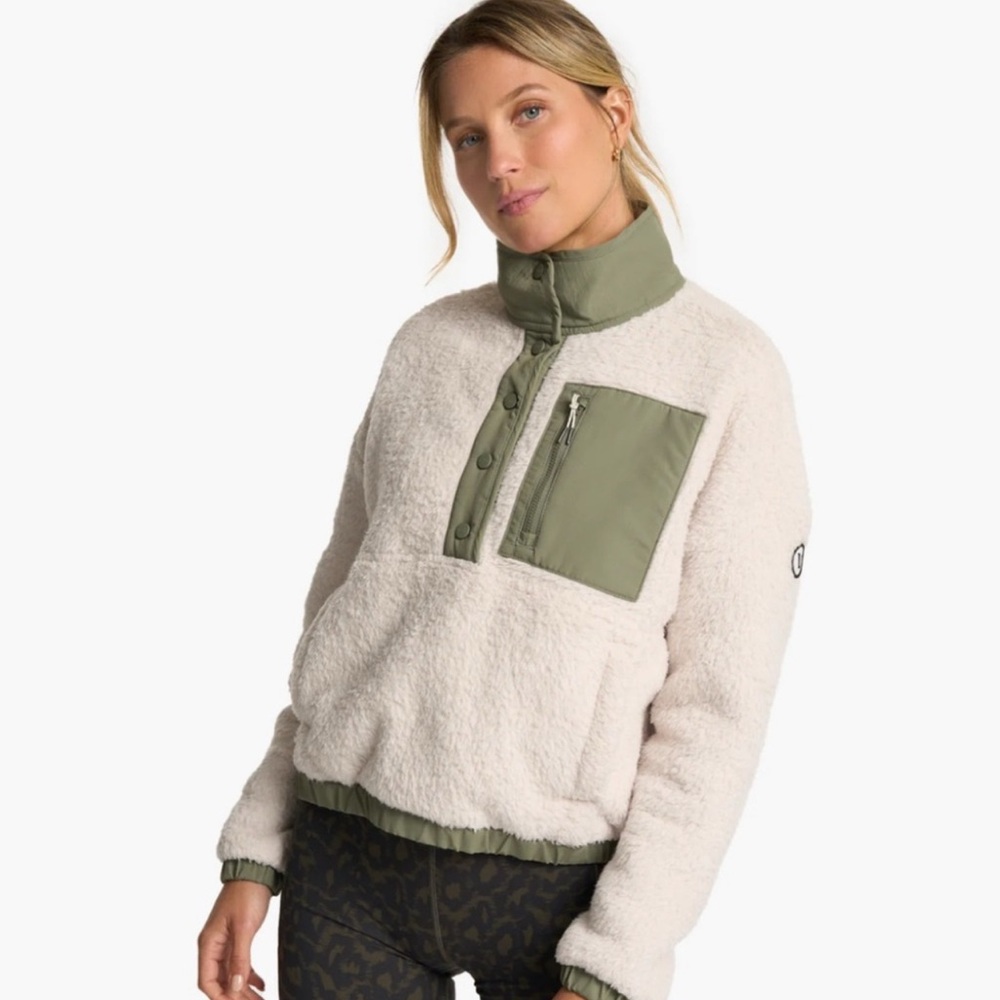 Vuori Cozy Popover Pullover
